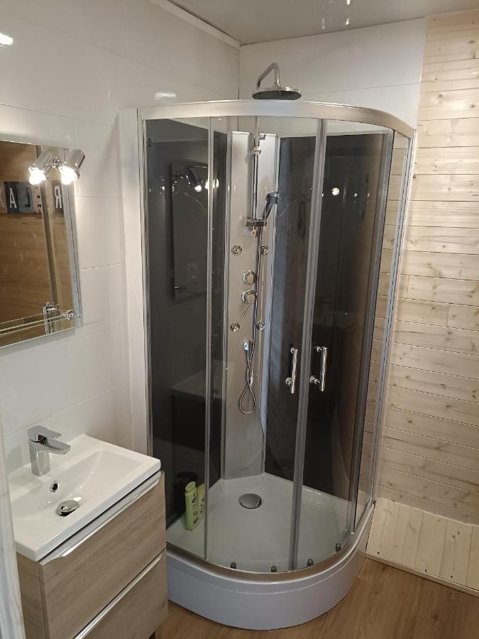 Charmant Studio Proche Canal. Châteauneuf-du-Faou Kültér fotó